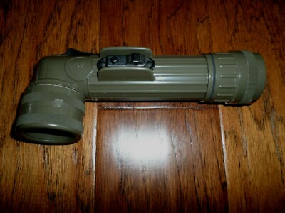 U.S MILITARY ISSUE ANGLE HEAD FLASHLIGHT FULTON MX-991/U OD GREEN U.S.A MADE NEW