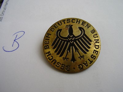 Adler Bundestag gebraucht kaufen! 4 St. bis -65% günstiger