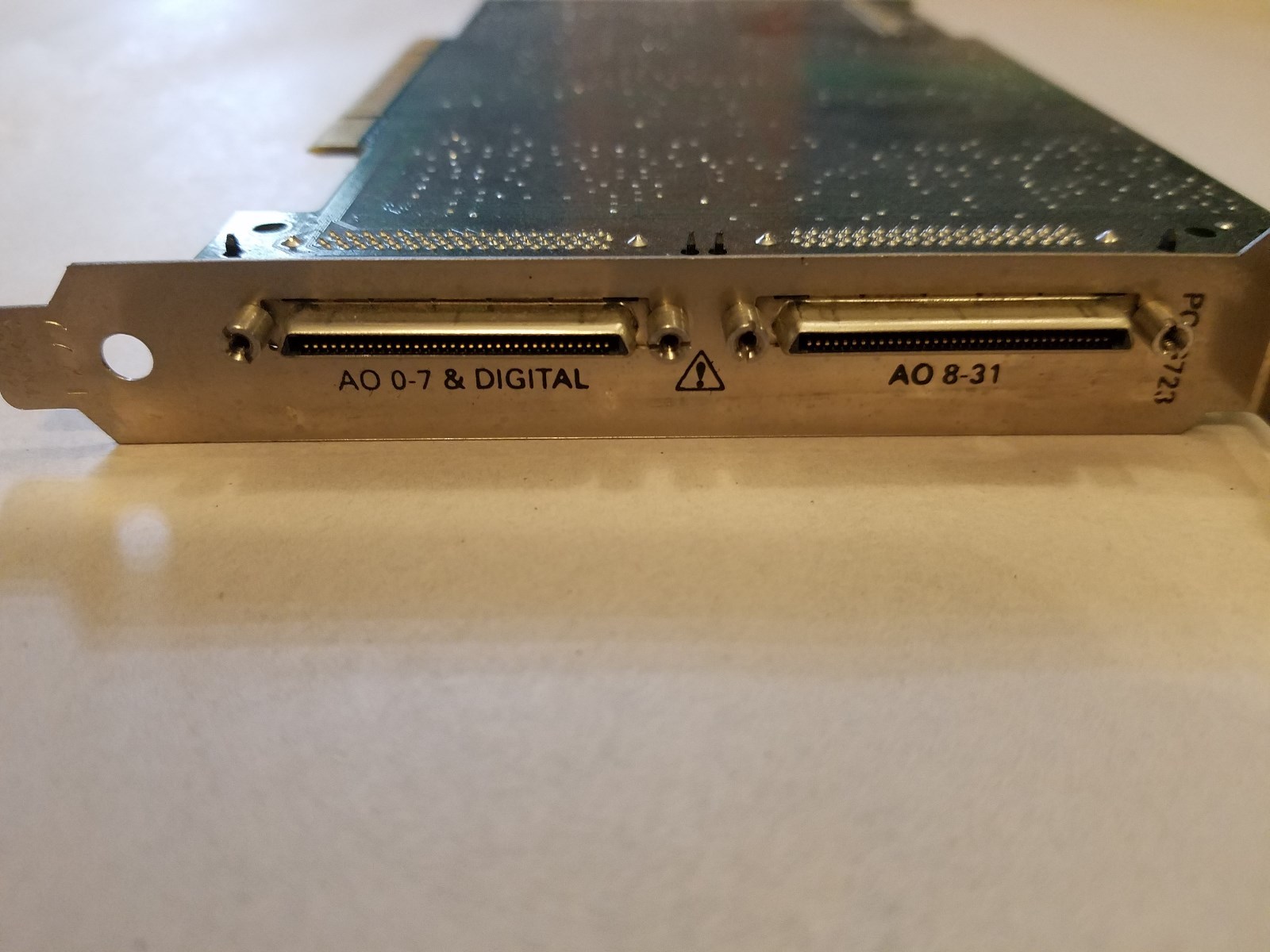 NI National Instruments PCI-6723 Analog output device