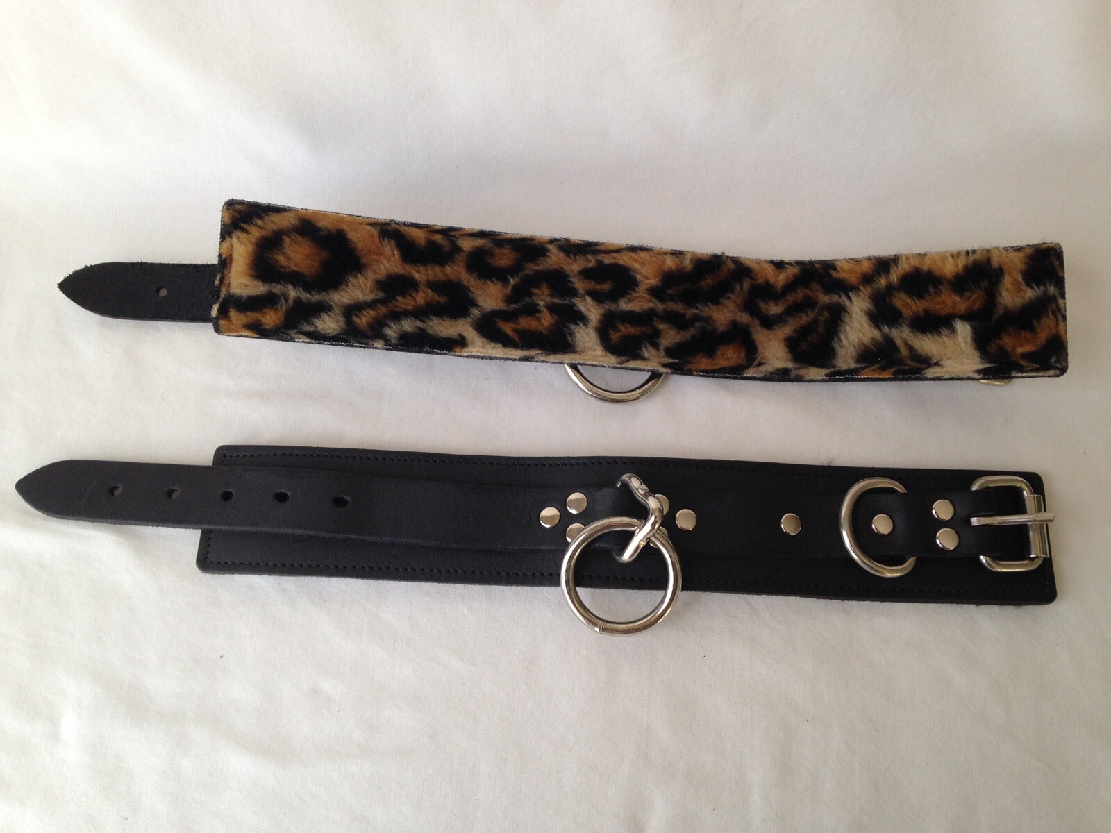 Black Leather High Quality Bondage Ankle Wrist Restraints Cuffs BDSM Faux Fur
