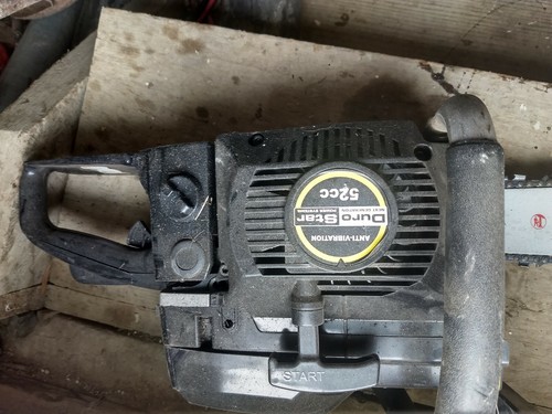 New other, DuroStar DS5018CS 52cc 18