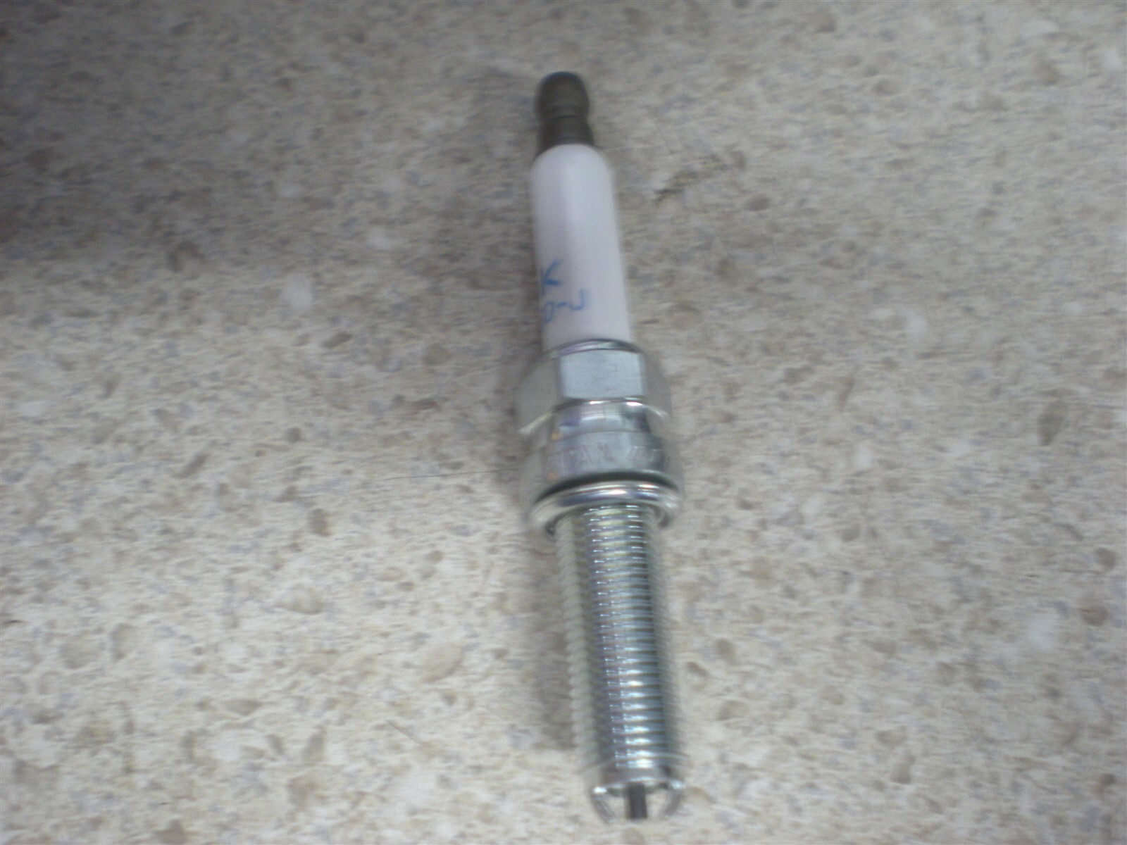 NOS NGK Spark Plug 93444 LMAR8D-J | eBay NOS NGK Spark Plug 93444 LMAR8D-J | eBay