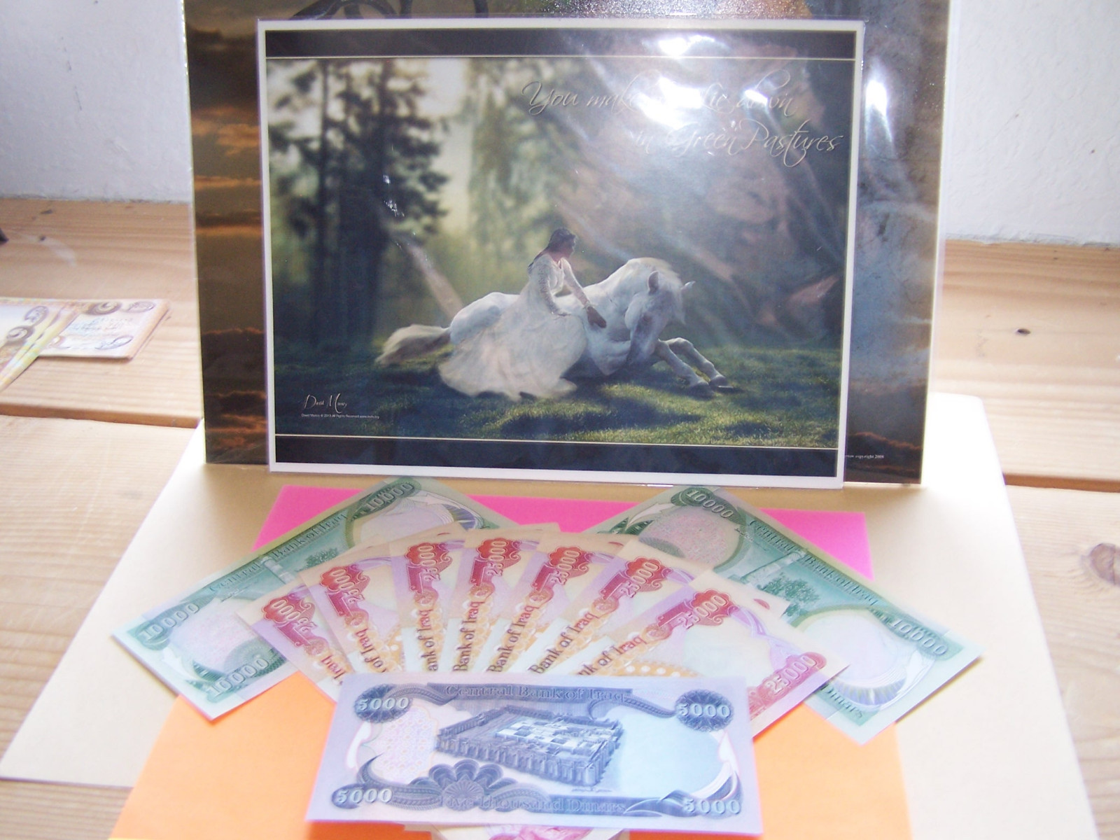 IRAQI DINAR 200,000 Total.  7 X 25K Notes, 2 X10K & 1 X 5K As Pictured. Uncir.*