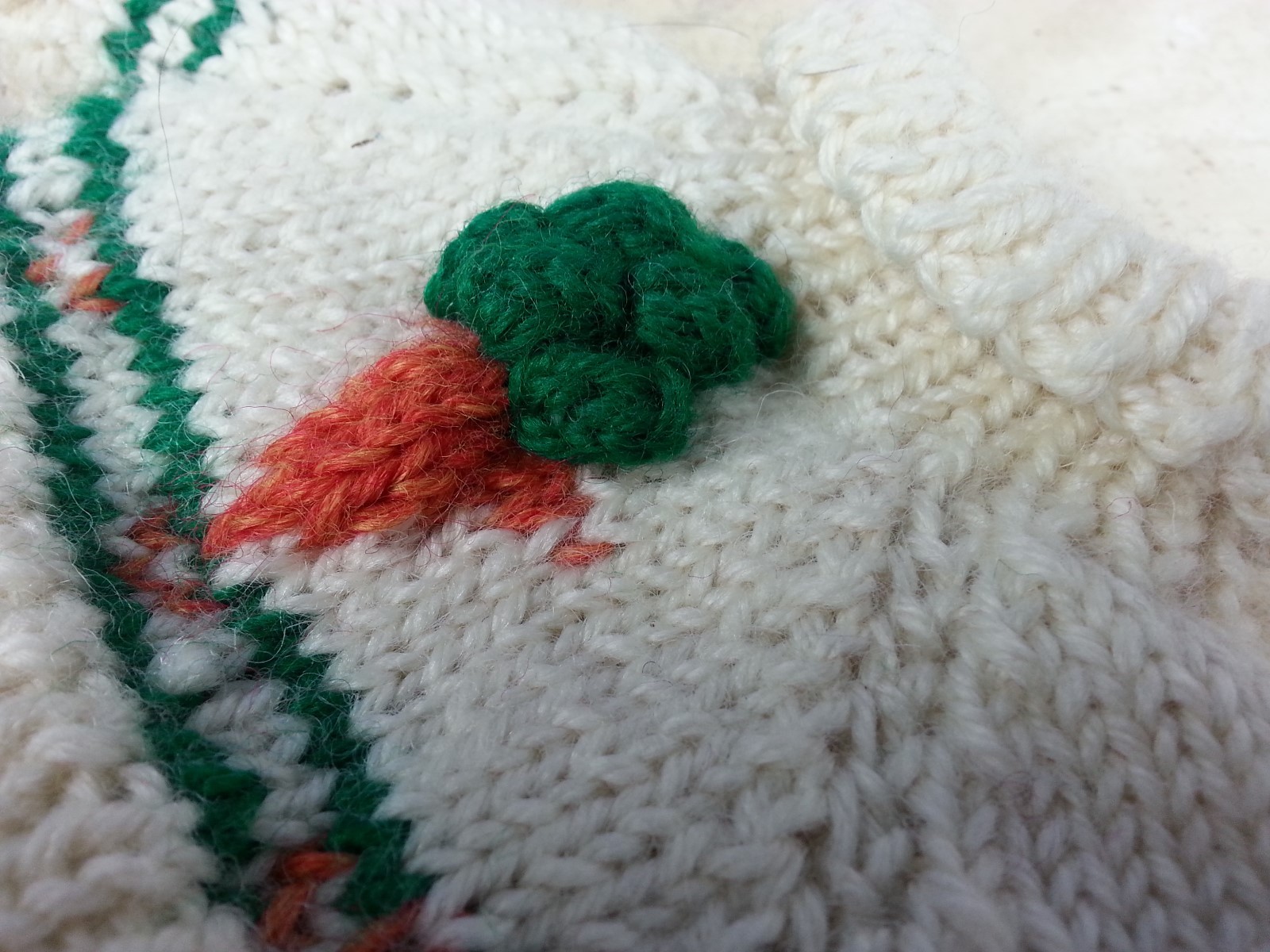 1990 Boyds Bear Collection Wool Sweater Easter Carrot Cream Orange Turtle Neck