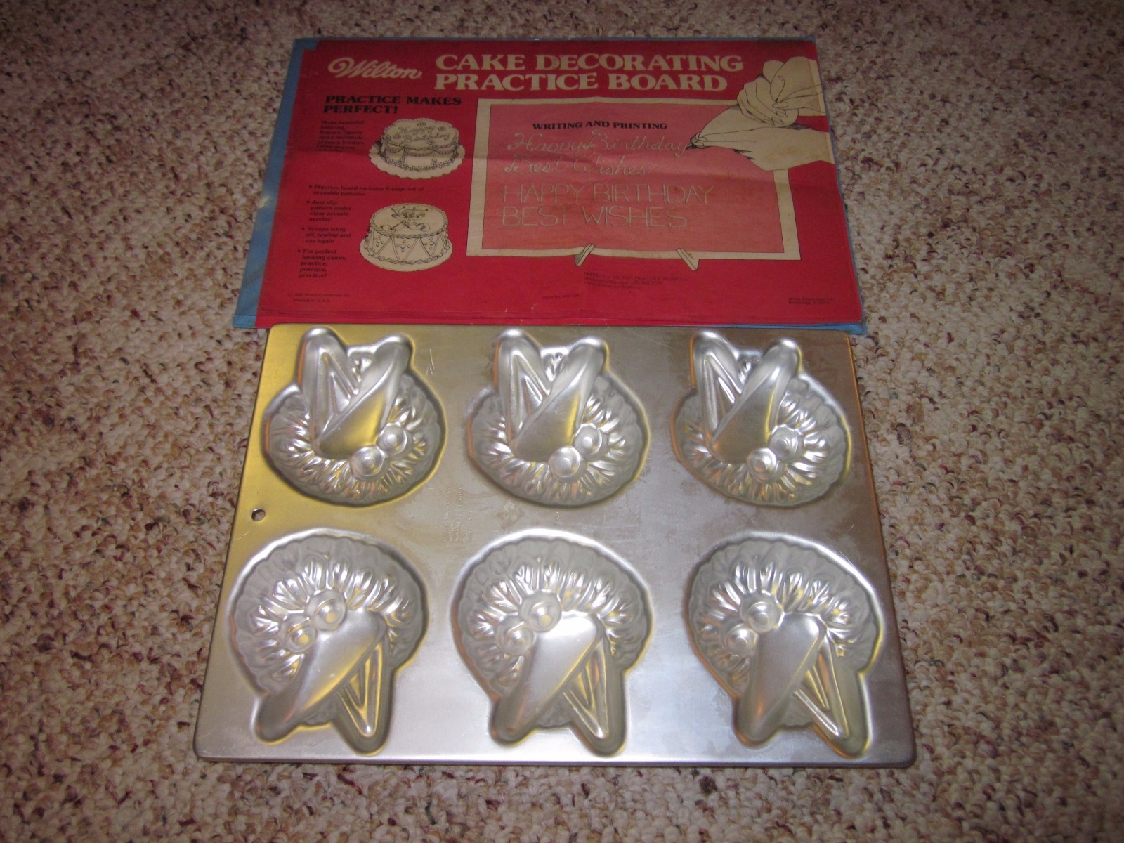 Vintage Wilton Sesame St. Big Bird(1984)Mini Cake Pan With Cake Decorating Board