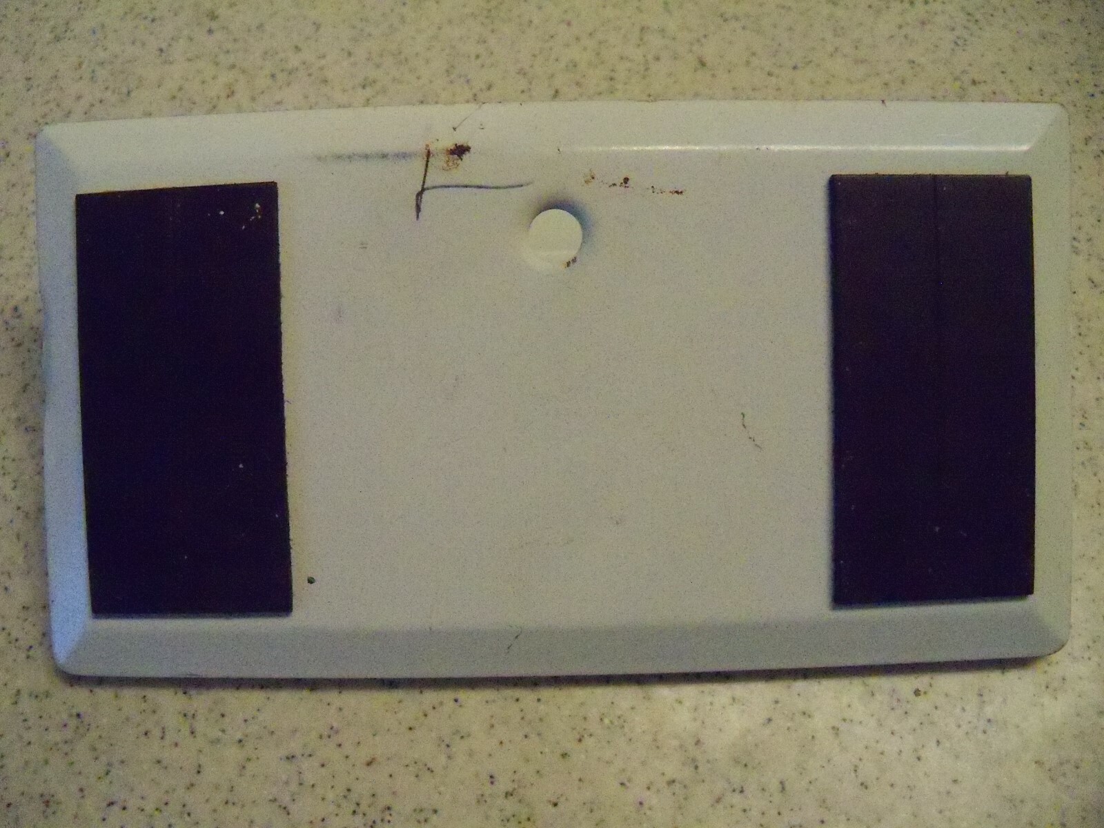 L H Grain Co.~Welcome, Minnesota~Magnetic Paper/Note Clip