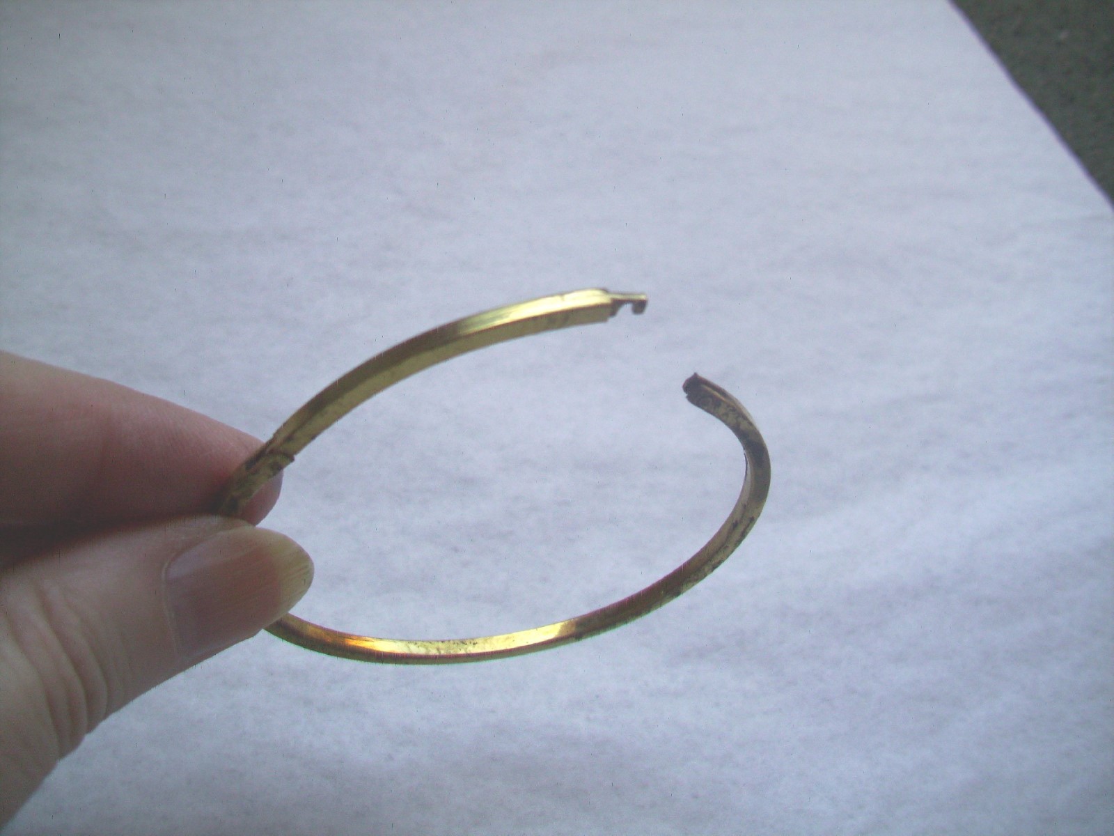 24x Raw BRASS BRACELET FINDING- HINGED OPENING