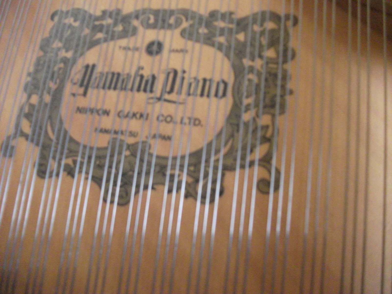 YAMAHA WHITE BABY GRAND PIANO PREVIOSLY OWNED BY BARBARA STRIESAND