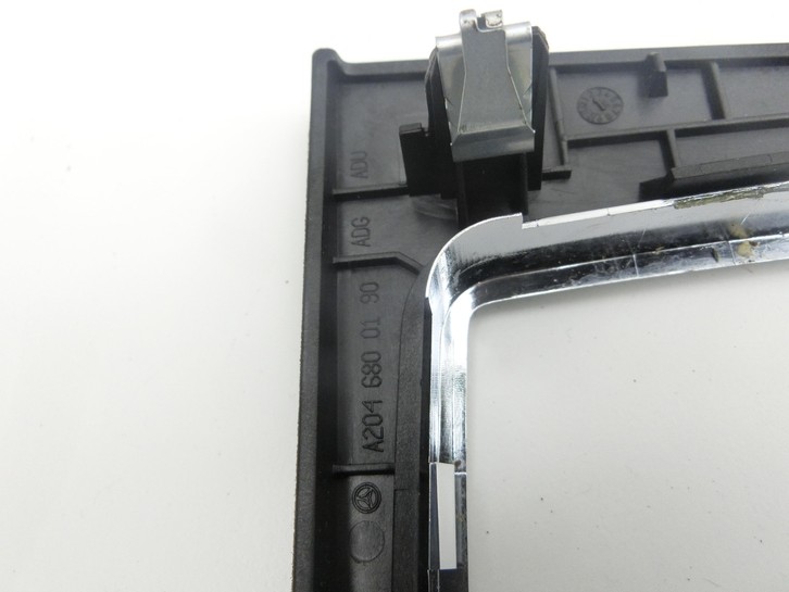 Mercedes W204 07-11 Blende Einbaurahmen  - Bild 4
