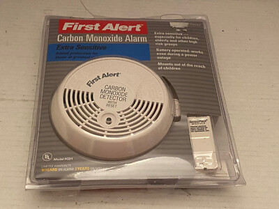 First Alert Carbon Monoxide Alarm Extra Sensitive FCD1CL4 NEW