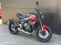 2025 TRIUMPH TRIDENT 660 IN DIABLO RED