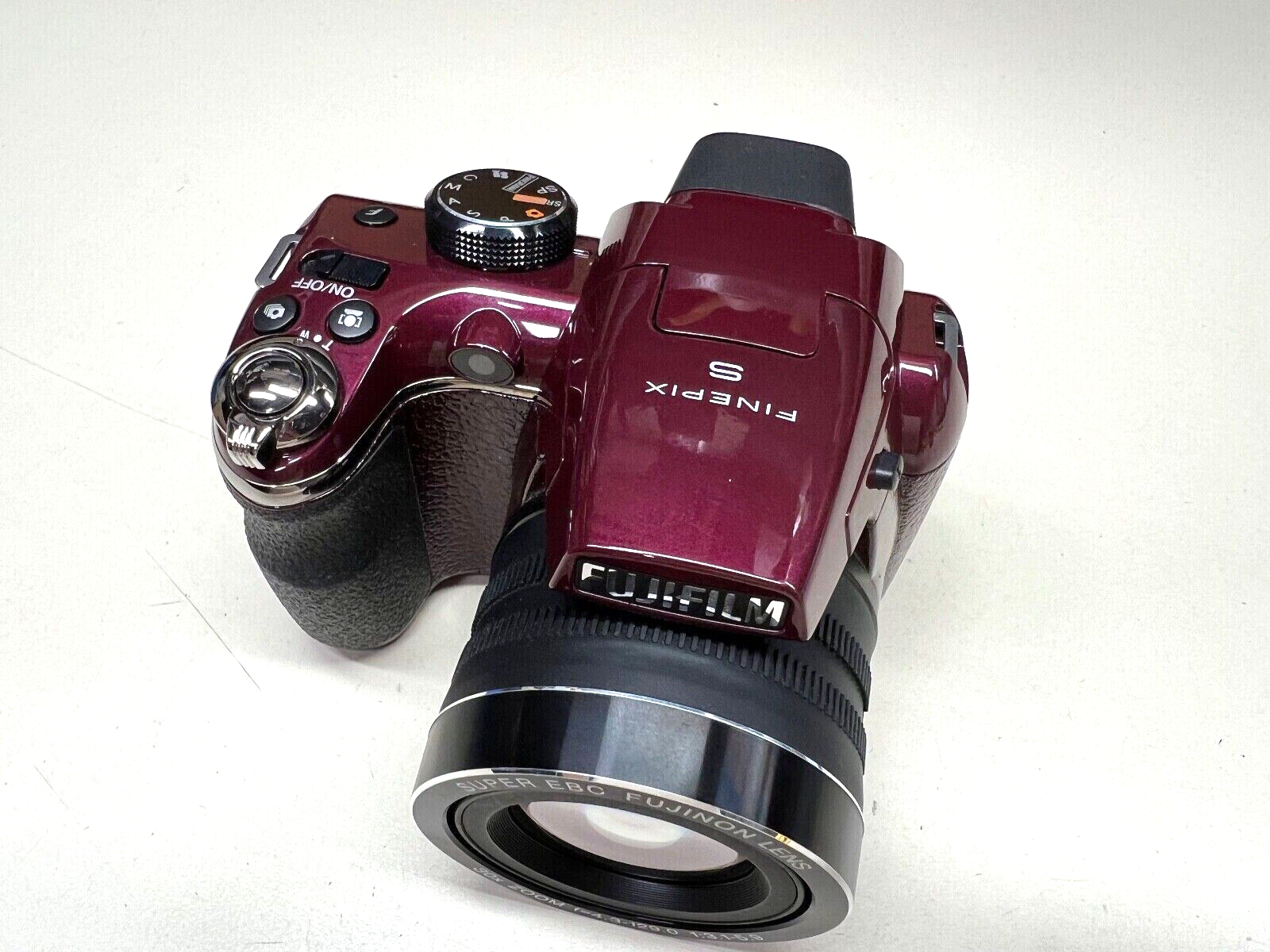 Fujifilm FinePix S3380 14MP 26x Optical/6.7X Digital Zoom HD