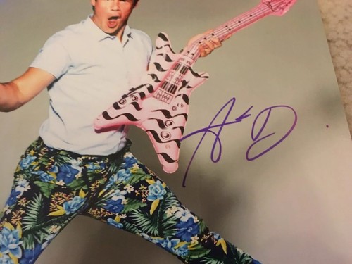 Adam Devine Autograph Signed 8 X 10 Photo - Workaholics - Pitch Perfect