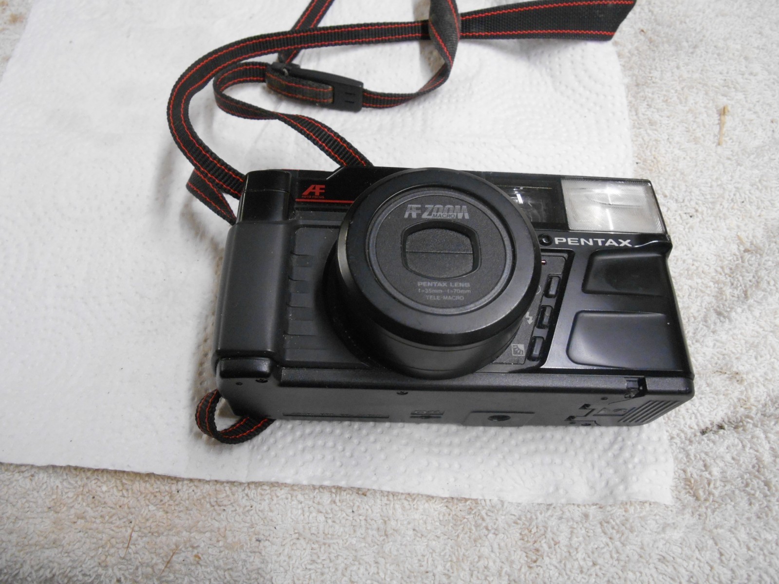 4 Vintage Cameras one price Pentax, Kodak 600, Vivitar Tele 603, Kodak Instamati