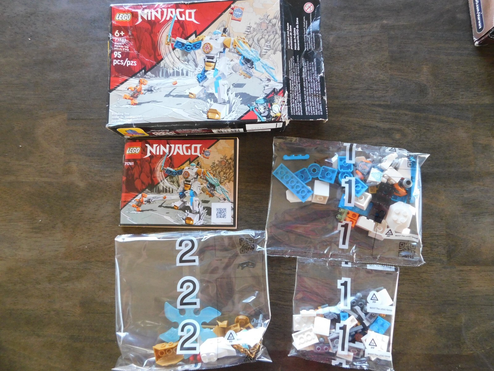ゆ LEGO Ninjago Set 71761 Zane's Power Up Mech EVO 95 Pieces