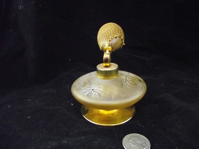 VICTORIAN AMBER HAND PAINTED WITH FLOWERS PERFUME ATOMIZER