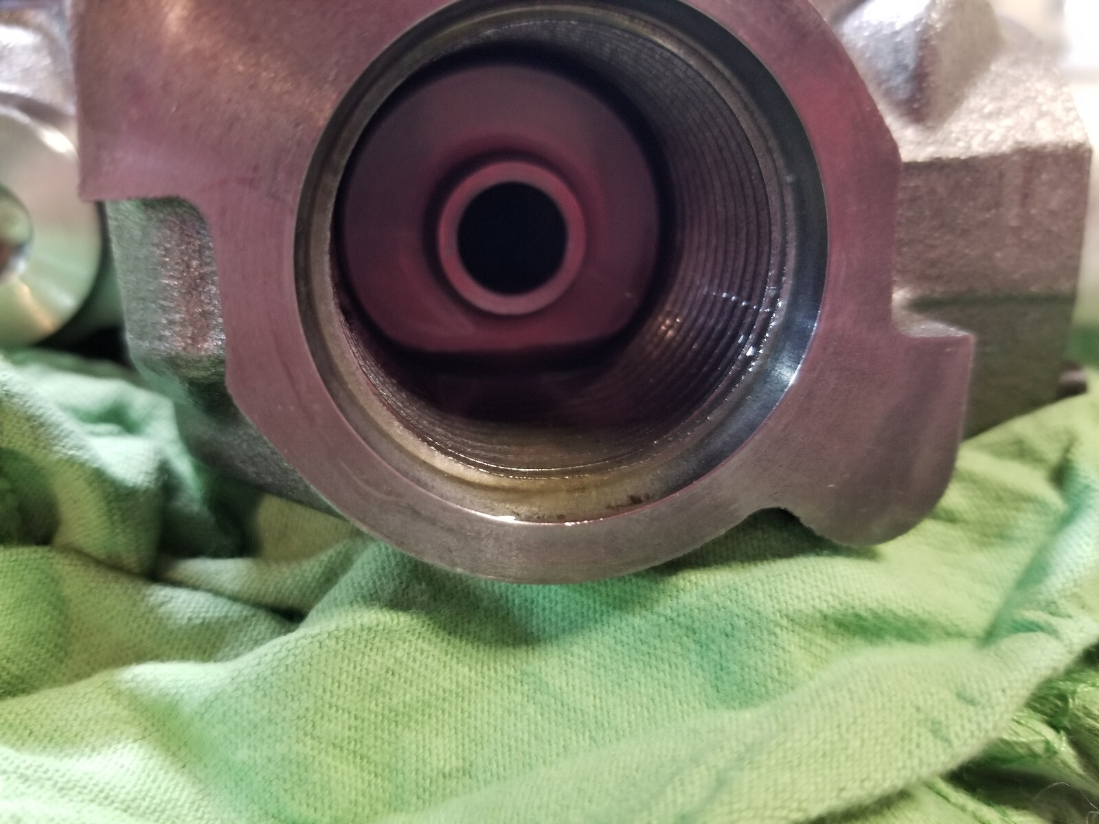 JL70022006 70022006 JLG FORK TILT SPOOL SECTION A NOTE THAT ACTUAL SPOOL MISSING - Picture 2 of 10