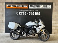 Stunning 2023/23 BMW R1250 RS SE in White with GR MOTO Exhaust and Panniers