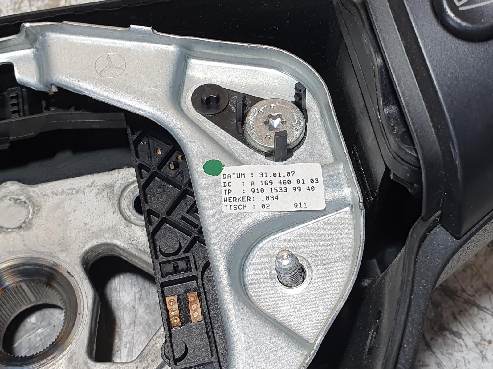 2007 A Class MERCEDES STEERING WHEEL LEATHER W169 05/05-06/10 image 4