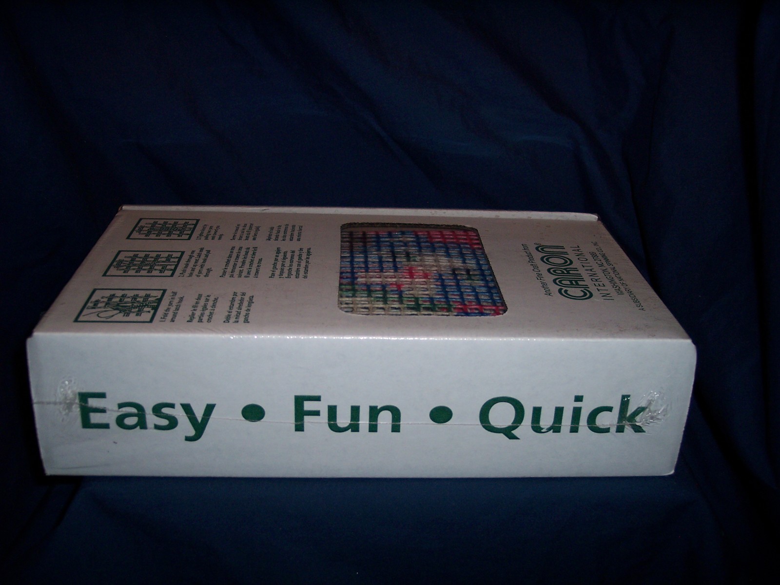 New Caron Wonder Art Best Friends Dog Puppy Cat Kitten Latch Hook Kit Art #P492