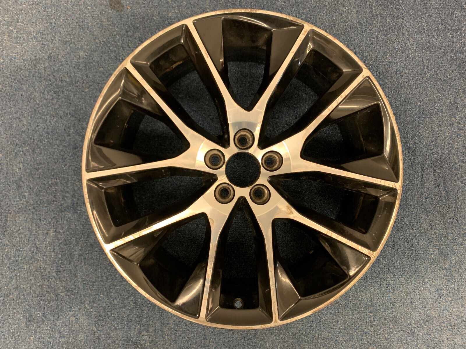 17-20 Volvo S90 V90 20-Inch 10-Spoke Black Diamond Cut Alloy 17-20 Volvo S90 V90 20-Inch 10-Spoke Black Diamond Cut Alloy