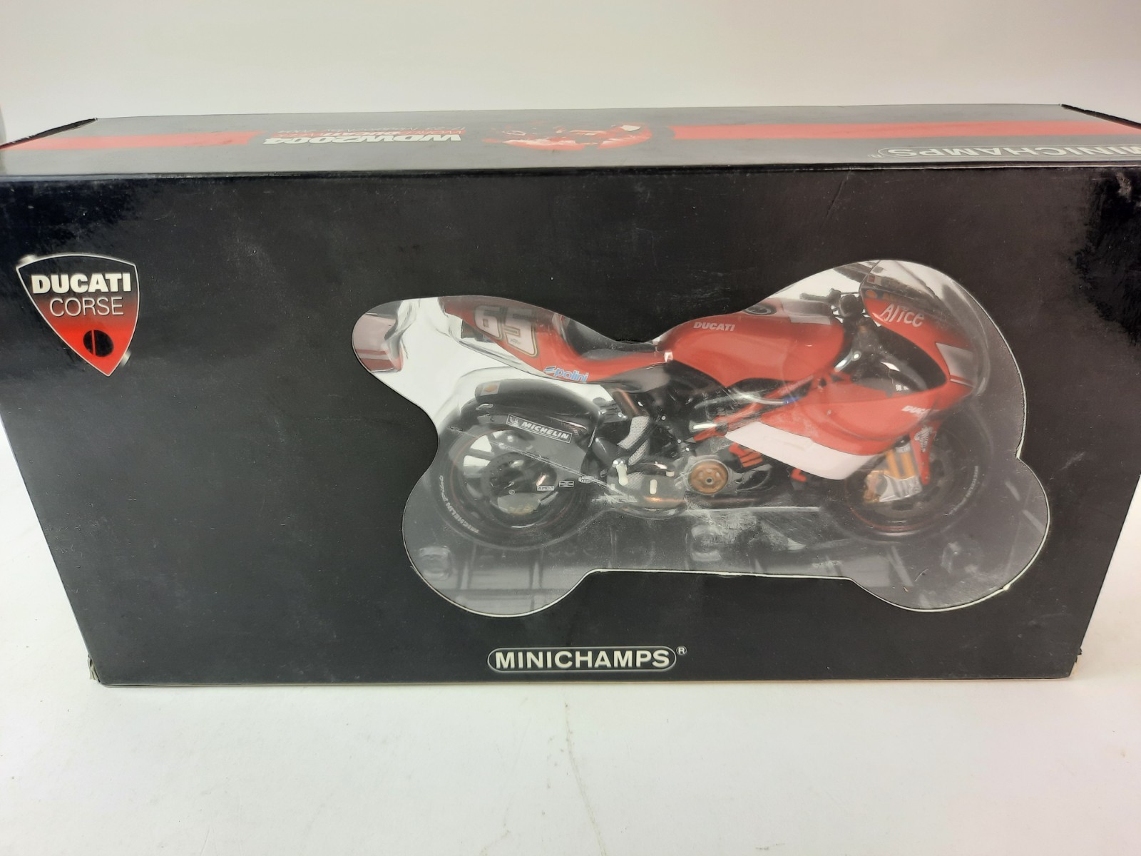 Minichamps Ducati 996 R #21 Troy Bayliss Superbike WC 2001