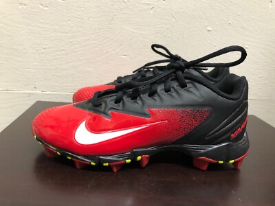 boys size 2 soccer cleats