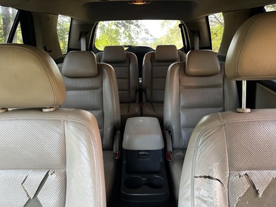 image 6 of interior