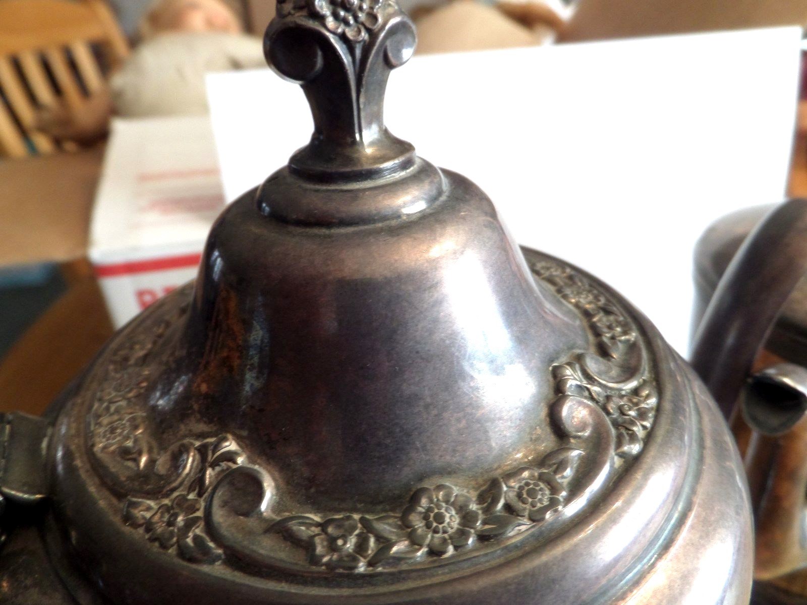 2 VINTAGE SILVERPLATE TEA AND COFFEE POT -ROGERS BRO ONEIDA