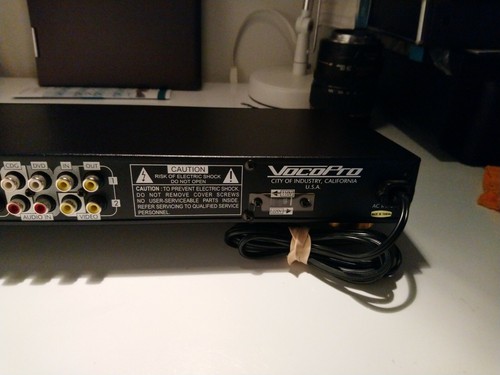 VocoPro DA-1050PRO (Professional Digital echo Mixer/Parametric Equalizer)