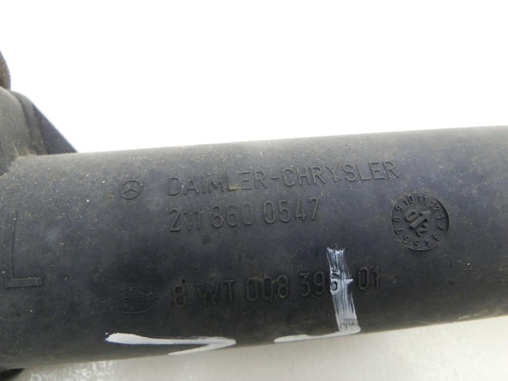 Mercedes S211 W211 E270 02-06 Waschdüse für Scheinwerfer Links Mercedes S211 W211 E270 02-06 12.03.2003 A2118600547... Vorschau 4