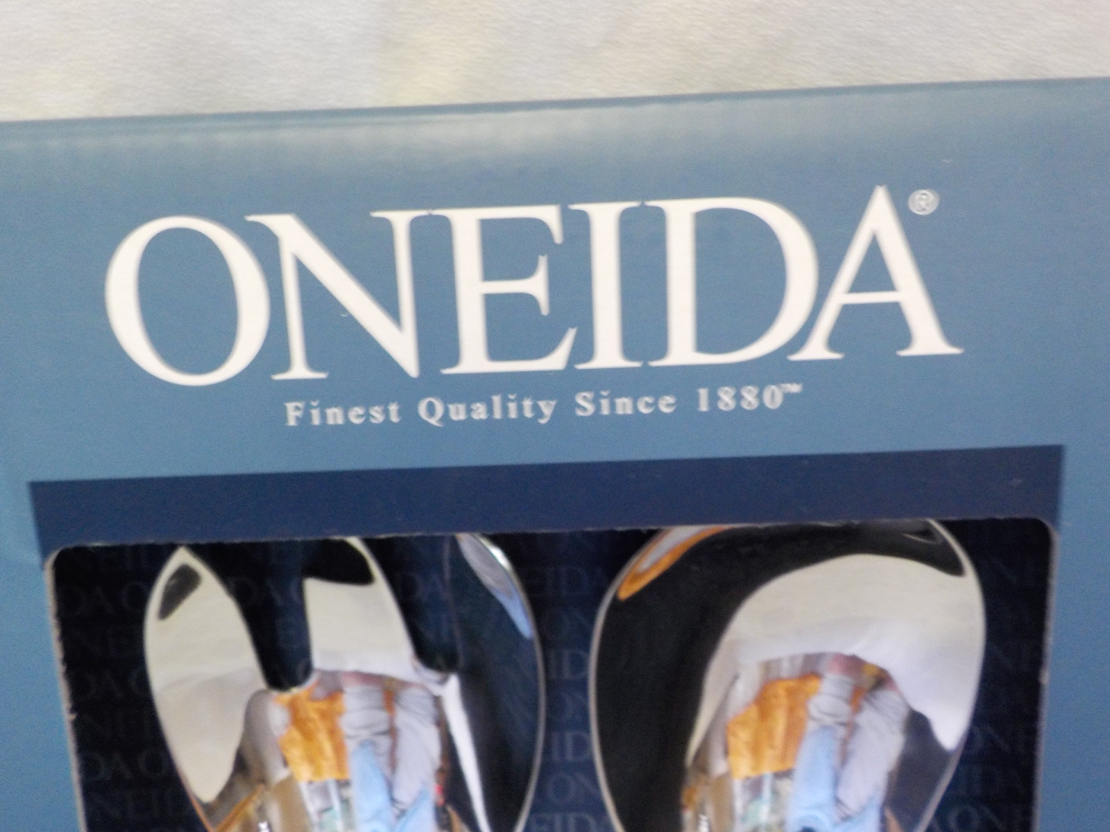 Oneida 2 Piece Salad Set NOCHA Pattern NIB 18% Chrome Dishwasher Safe No Polish