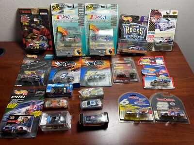 LOT OF 19 Hot Wheels MARK MARTIN #6 & MCMURRAY #42 / NASCAR DIECAST CARS 1:64