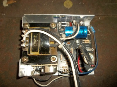 SOLA SLS-12-017 REGULATED POWER SUPPLY 12VDC (BB3)