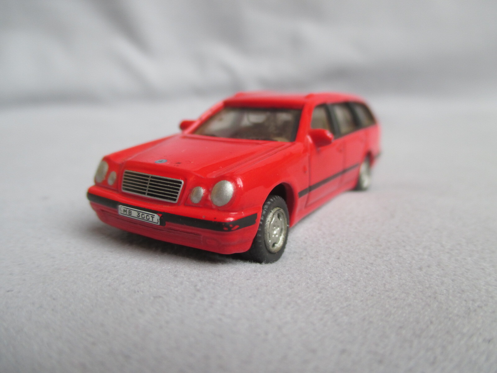 HONGWELL 1/72 Mercedes Vito ① 8台 海外通販サイト ブランド Mercedes 1/72 HONGWELL Vito メルカリ