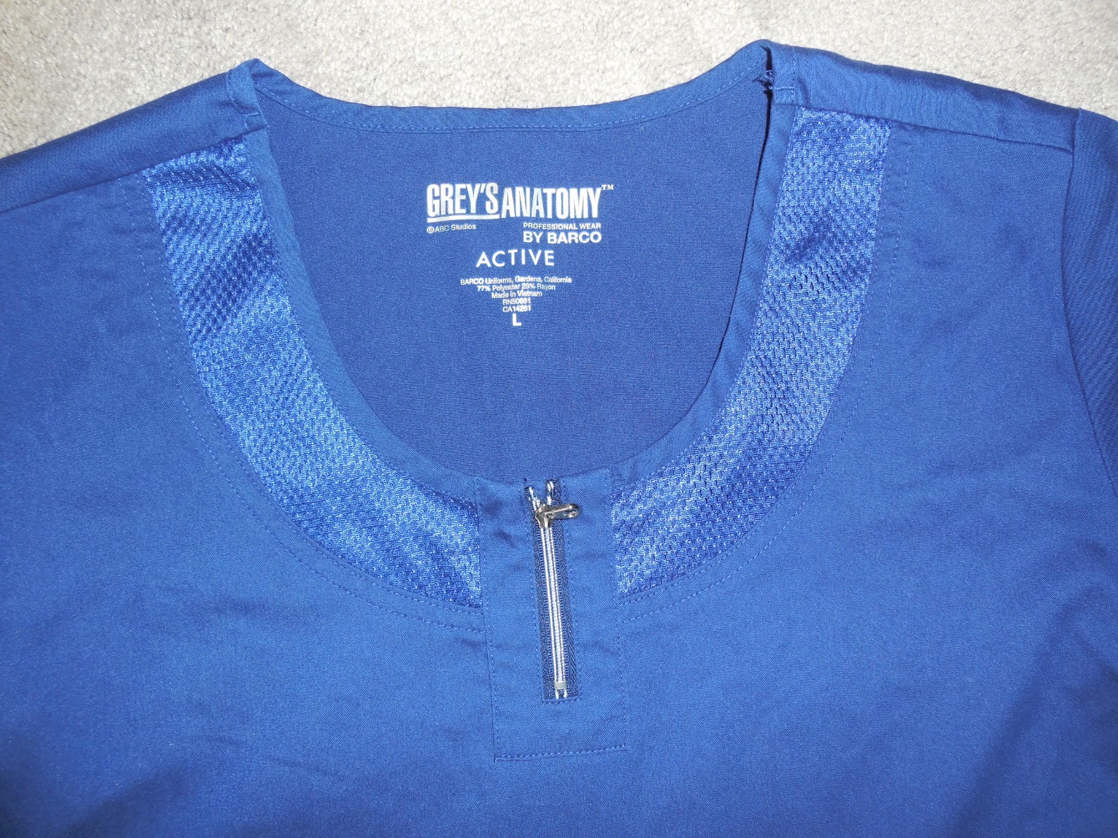 Womens Greys Anatomy Scrub Top Size L