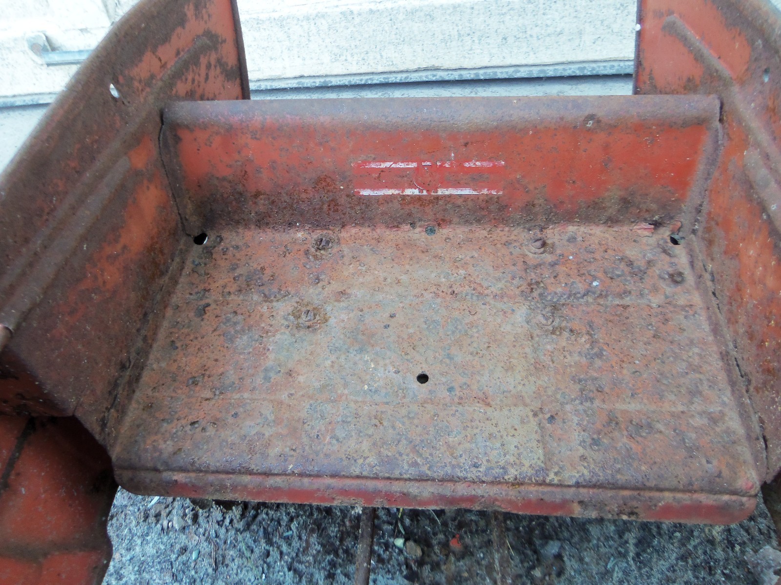 vintage murray pedal car sad face fire truck