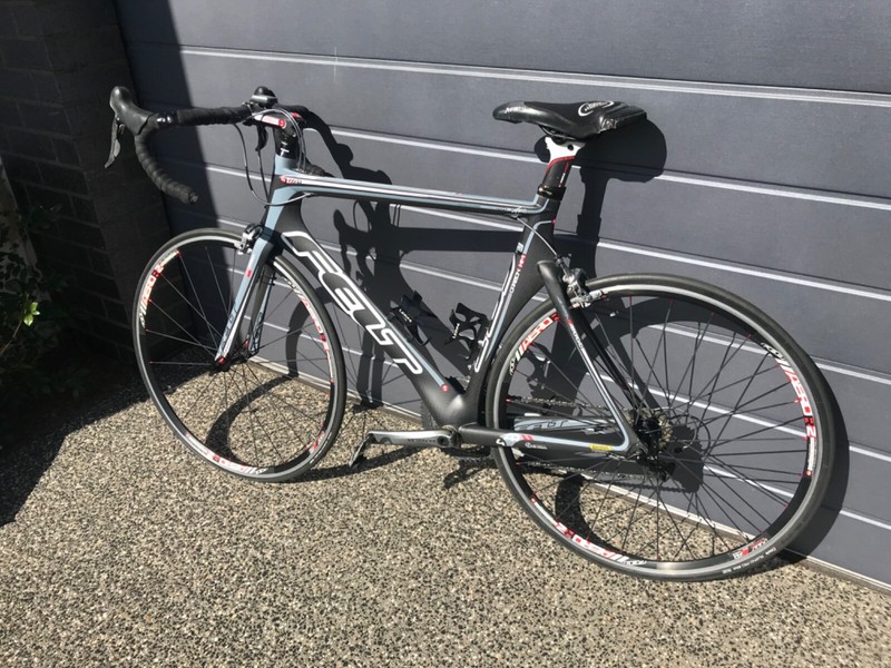 felt racing bike