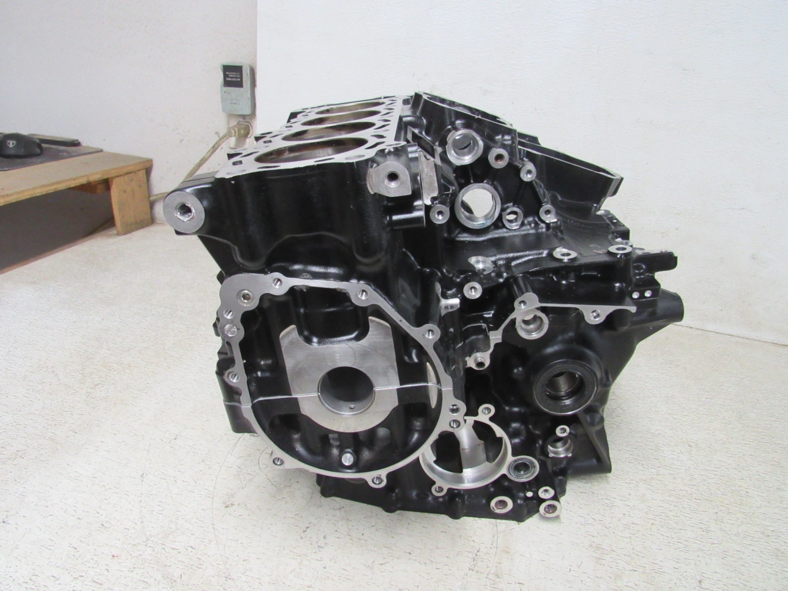 小物 iinagakiikazu KAWASAKI NINJA H2 ENGINE CASES CRANK CASE STOCK OEM #GZ27 | eBay