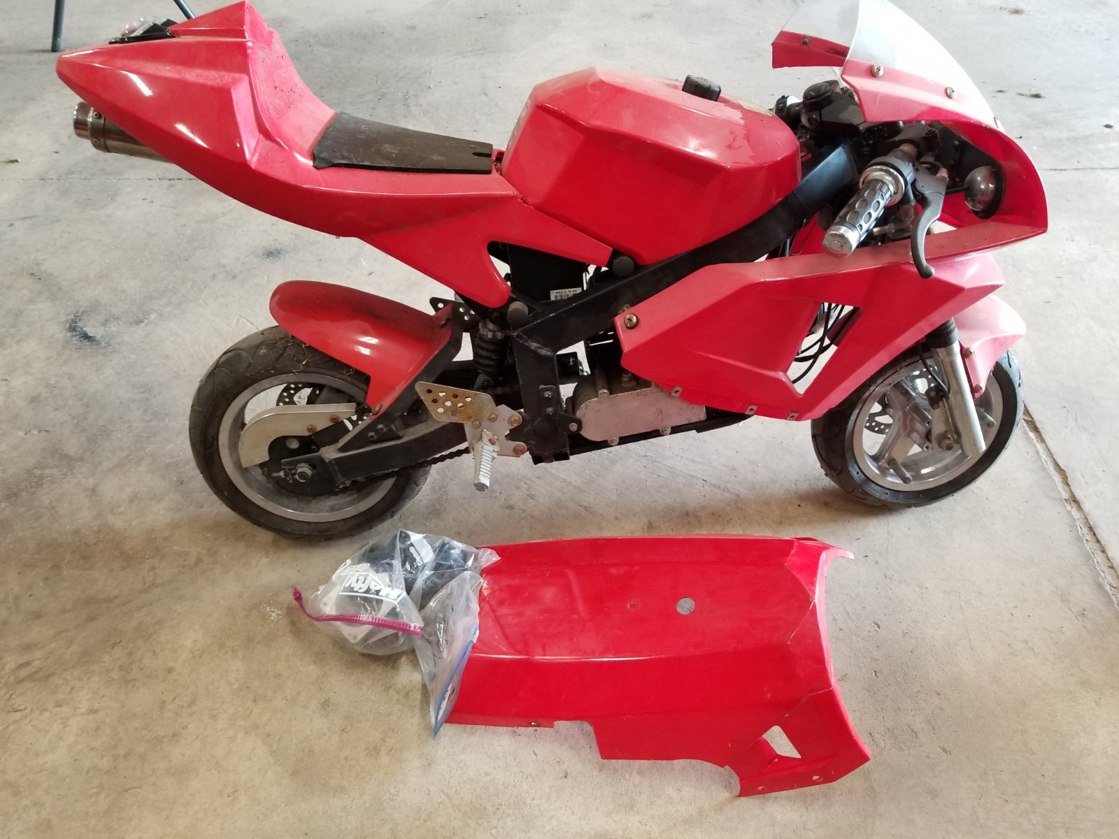 pocket bike, mini crotch rocket, minibike