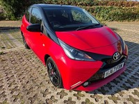 2017 Toyota AYGO 1.0 VVT-i x-cite 4 Red Bi-Tone x-shift Euro 6 5dr HATCHBACK Pet