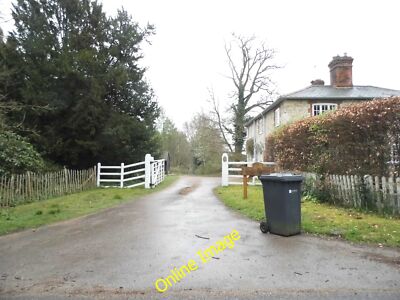 Photo 12x8 Owlshatch cottage on Elstead Road Seale  c2014