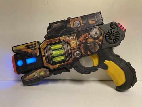 Light Strike Laser Tag Gun Striker SP 144 Yellow Target