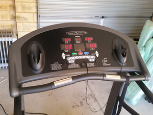 Adonis 616 Treadmill Price