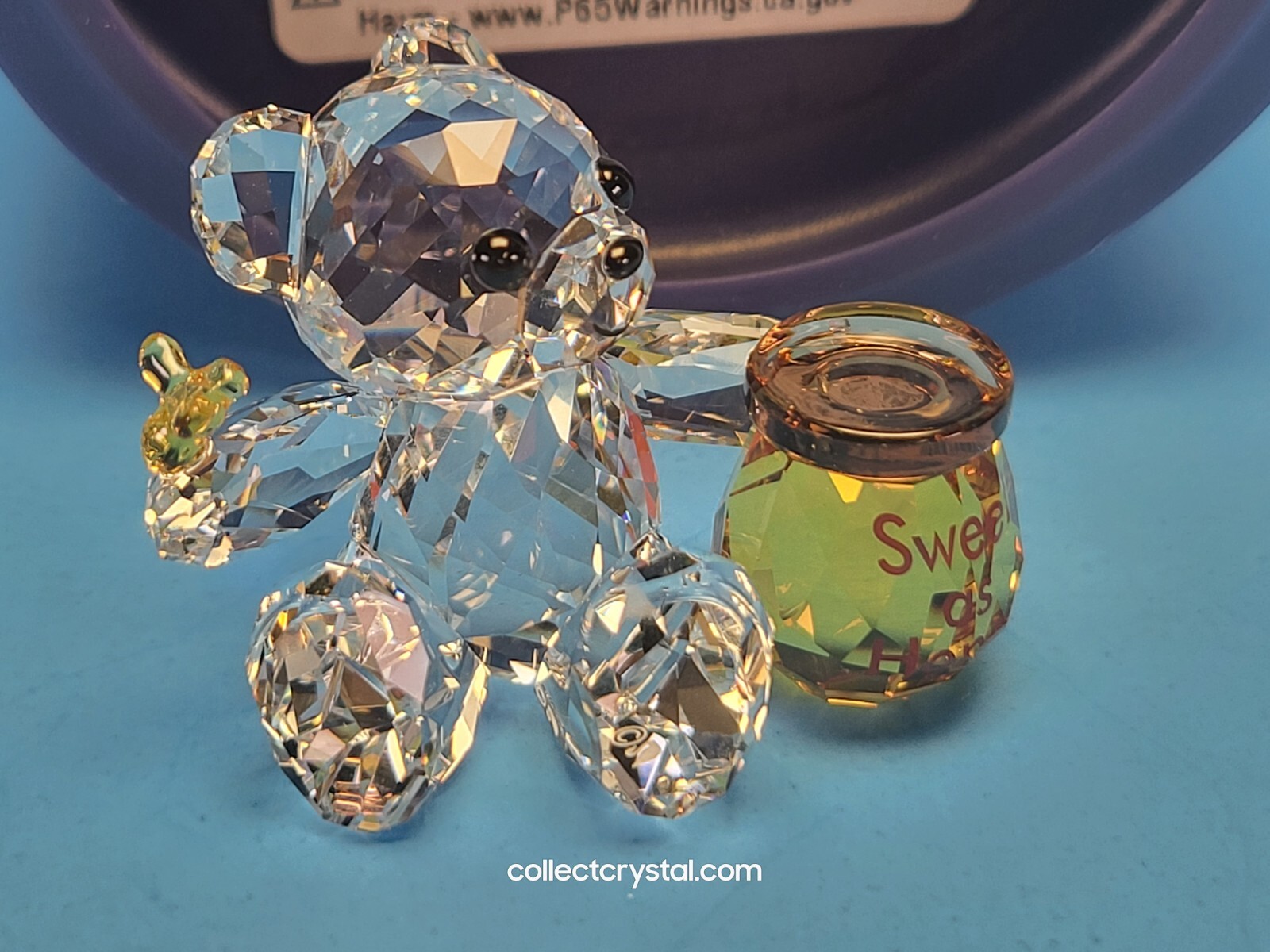 SWAROVSKI クリスベア Sweet as Honey Kris Bear Sweet As Honey is here to warm your heart in pure