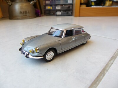 Citroen DS 21 Pallas 1967 1/43 Norev Miniature