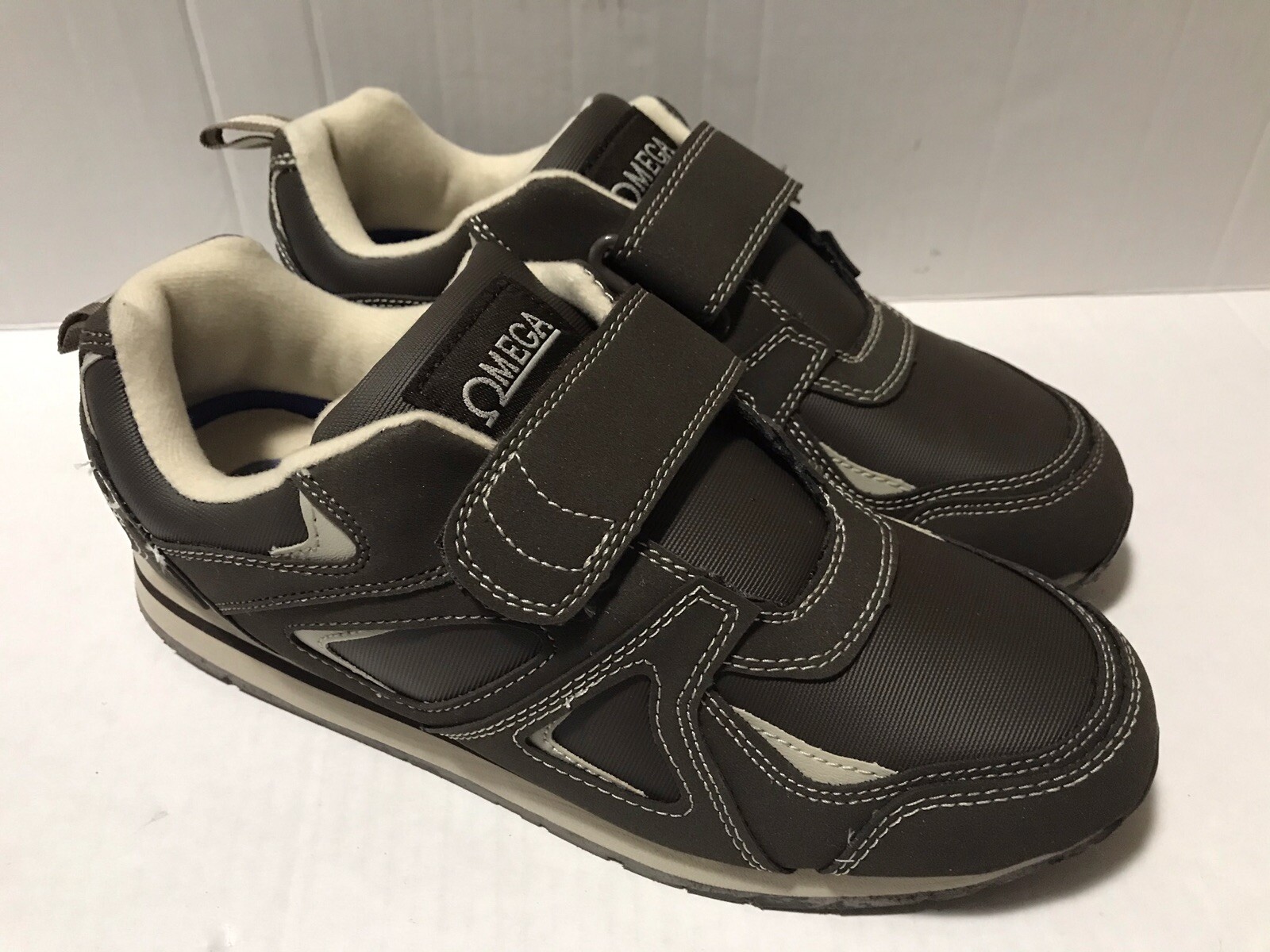Omega Men s Comfort Zone Walking Shoe W 