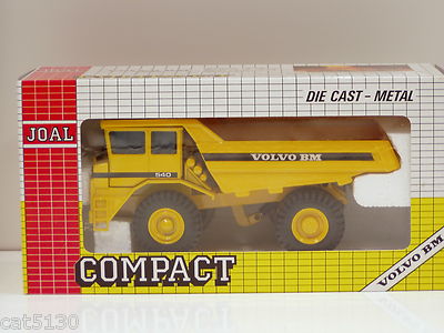 ミニカー volvo BM A35 MODEL CAR, Volvo BM A35, Joal, 1:50 scale. Toys - Toys