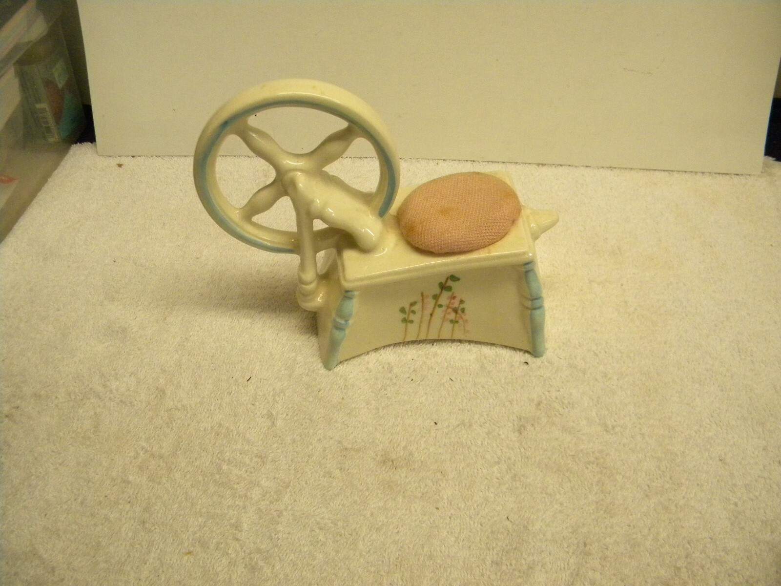 Vintage SPINNING WHEEL Ceramic PIN CUSHION