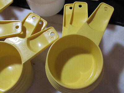 Tupperware ~Replacement Dry Measuring Cups  Your Chose of color and size